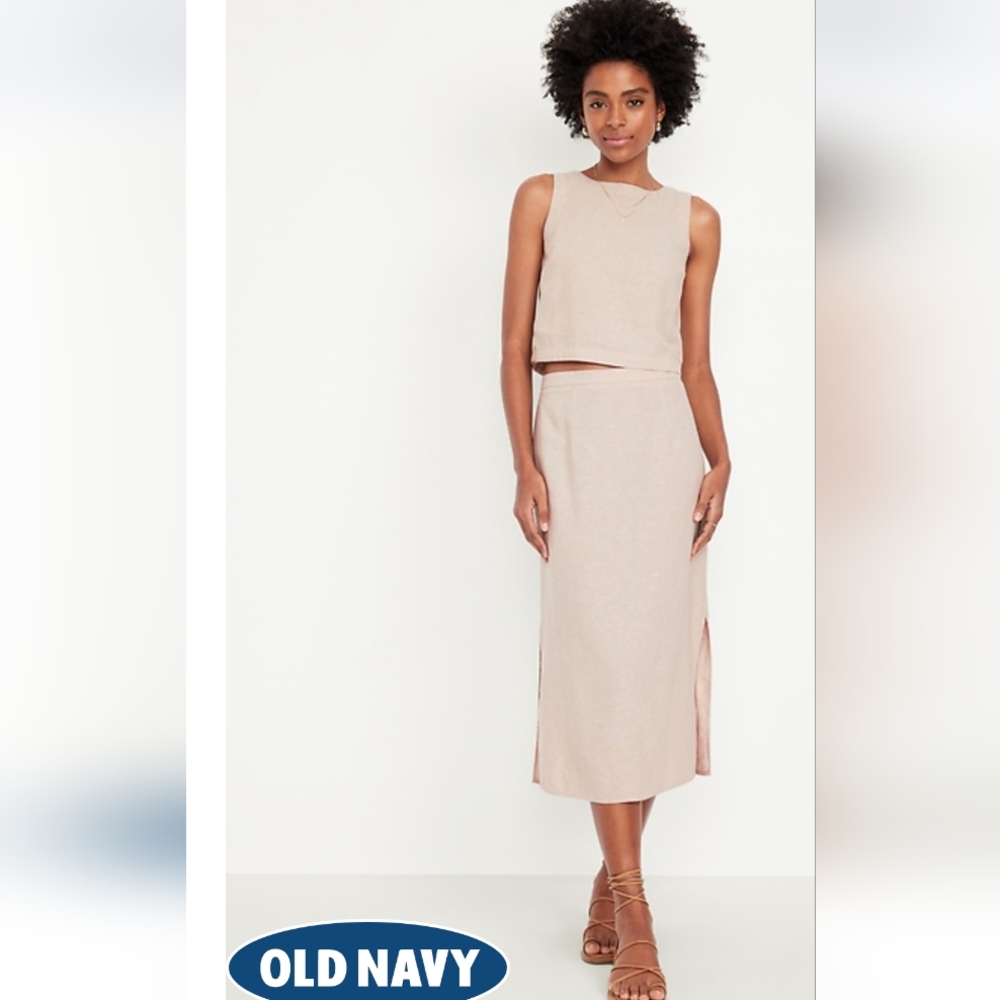 Linen blend skirt with slits on both sides